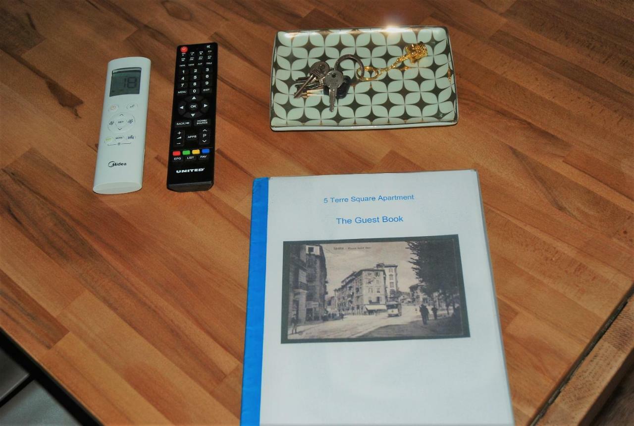 Cinque Terre The Square Apt - Two Bathrooms Λα Σπέτσια Εξωτερικό φωτογραφία