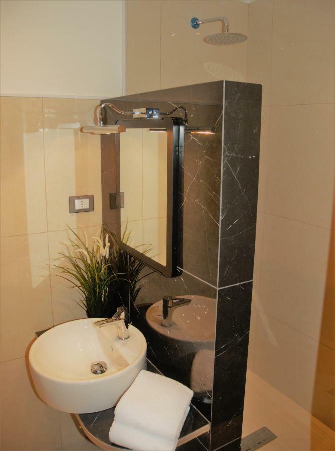 Cinque Terre The Square Apt - Two Bathrooms Λα Σπέτσια Εξωτερικό φωτογραφία