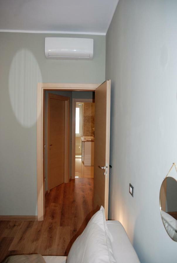 Cinque Terre The Square Apt - Two Bathrooms Λα Σπέτσια Εξωτερικό φωτογραφία