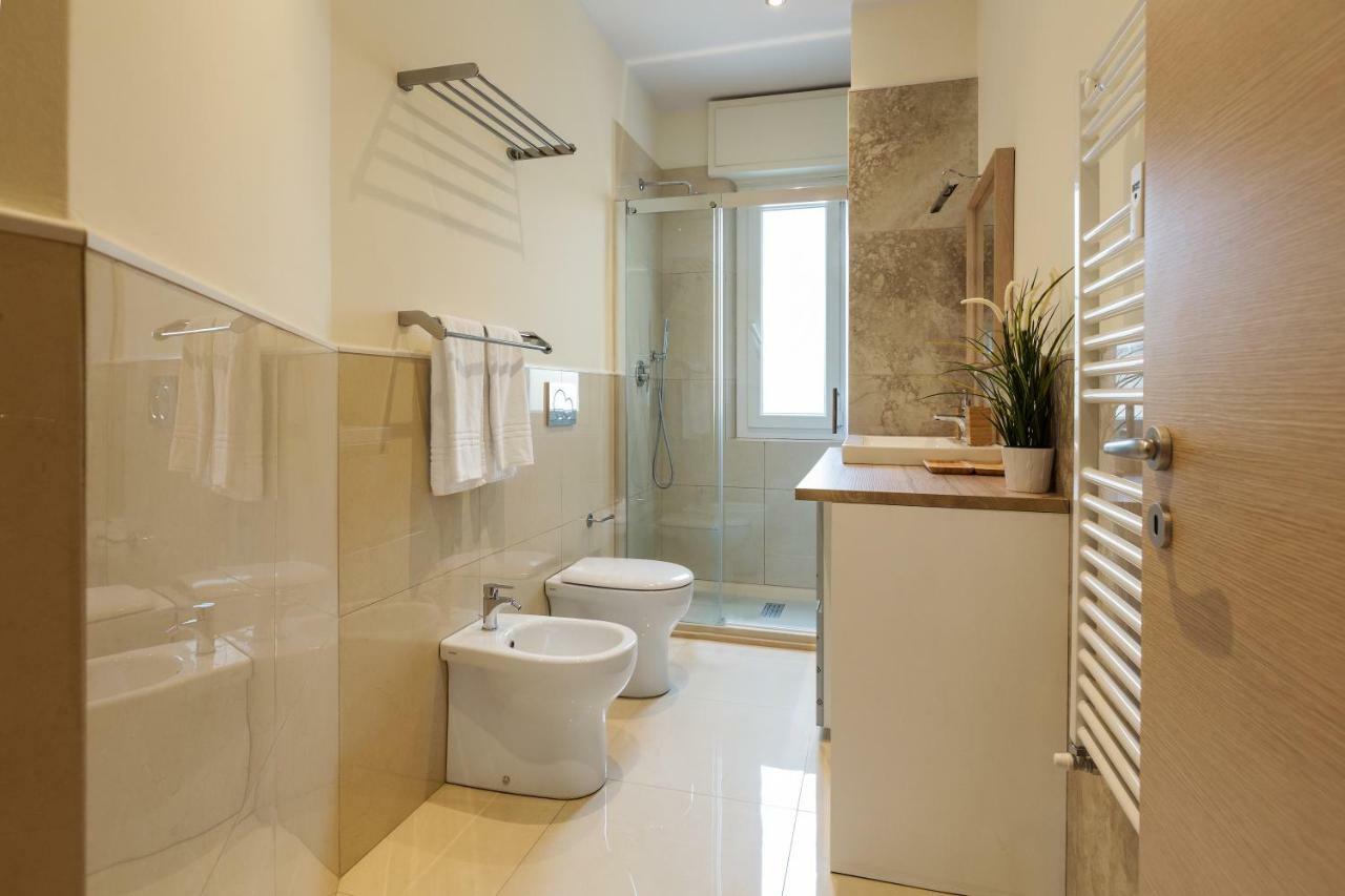 Cinque Terre The Square Apt - Two Bathrooms Λα Σπέτσια Εξωτερικό φωτογραφία